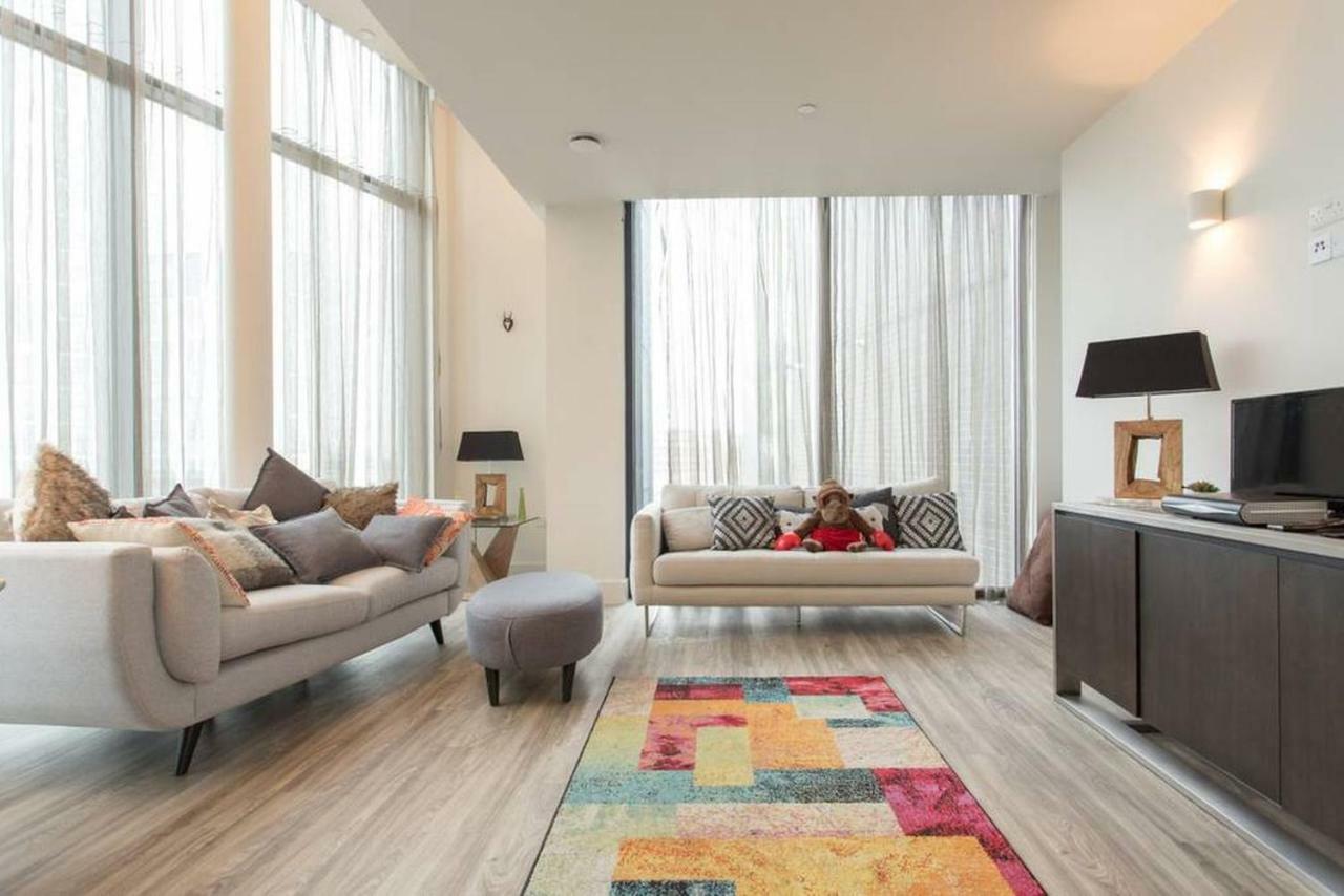 Luxury En-suite Double Room/ W Roof Terrace & Netflix * Londra