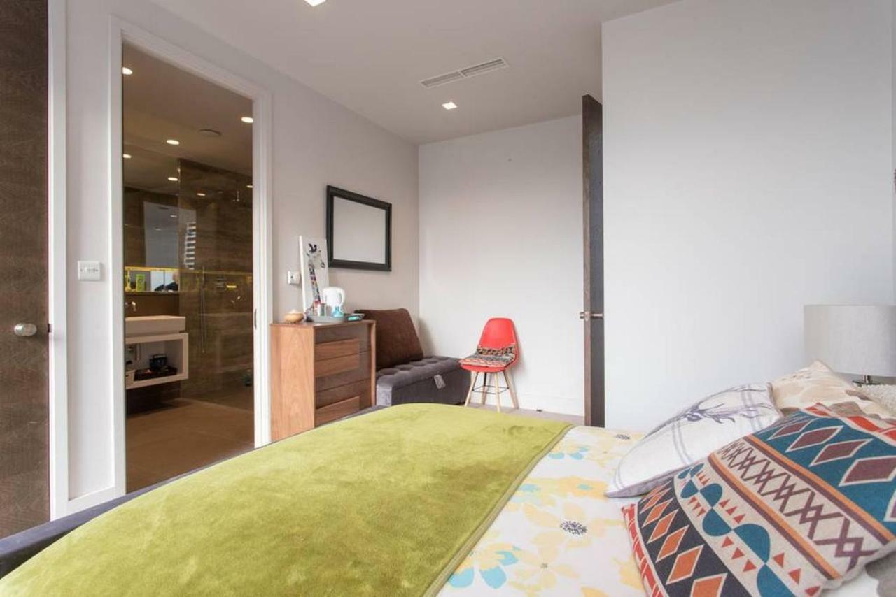 Luxury En-suite Double Room/ W Roof Terrace & Netflix Alloggio in famiglia Londra